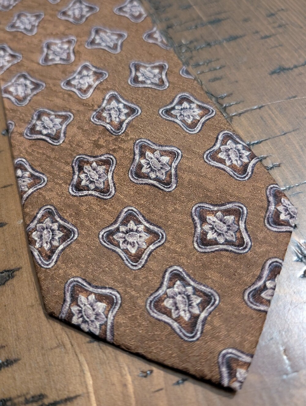 VTG- Valentino 100% silk tie